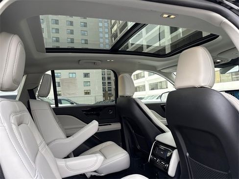 New 2025 Lincoln Aviator Reserve w/ Illumination Package image 5