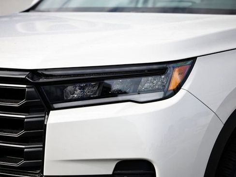 New 2026 Honda Pilot EX-L image 3