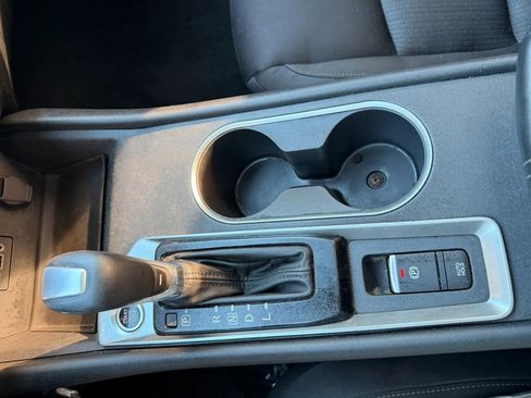 Used 2019 Nissan Altima 2.5 SV FWD image 40