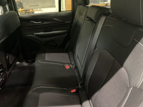 New 2025 Jeep Grand Cherokee Laredo w/ Luxury Tech Group I image 15