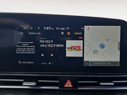 Used 2025 Hyundai Elantra SEL image 18