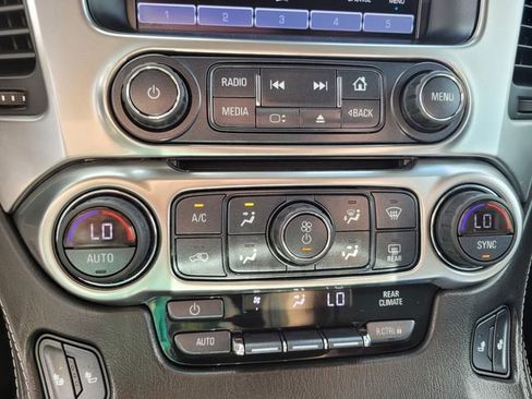 Used 2017 Chevrolet Tahoe LT w/ LT Signature Package image 23