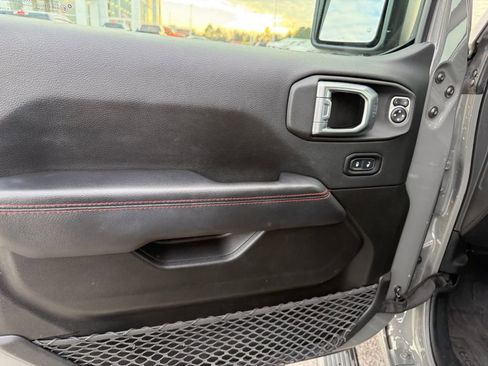 Used 2022 Jeep Gladiator Rubicon w/ LED Lighting Group image 10