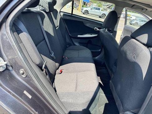 Used 2010 Toyota Corolla CE FWD image 11