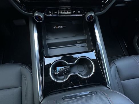 New 2026 Chevrolet Suburban RST w/ Comfort Package image 17