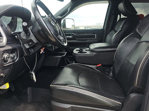 Used 2021 RAM 3500 Laramie w/ Night Edition AWD/4WD image 3
