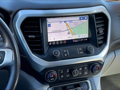 Certified 2023 GMC Acadia SLT w/ Technology Package image 7