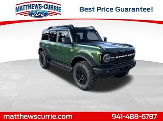 New 2025 Ford Bronco Outer Banks w/ Sasquatch Package video 1