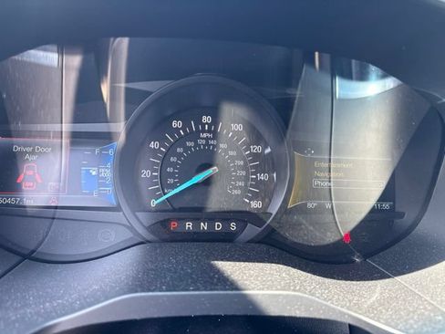 Used 2018 Ford Edge Titanium w/ Equipment Group 302A AWD/4WD image 3
