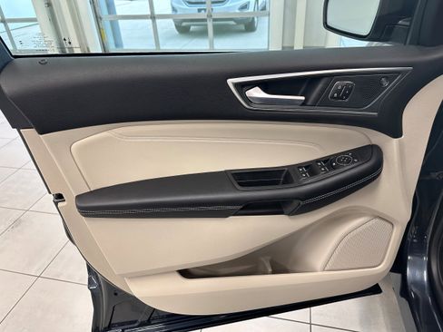 Used 2024 Ford Edge Titanium w/ Equipment Group 301A AWD/4WD image 11
