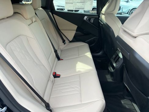 New 2026 BMW X3 xDrive30 w/ Convenience Package AWD/4WD image 10