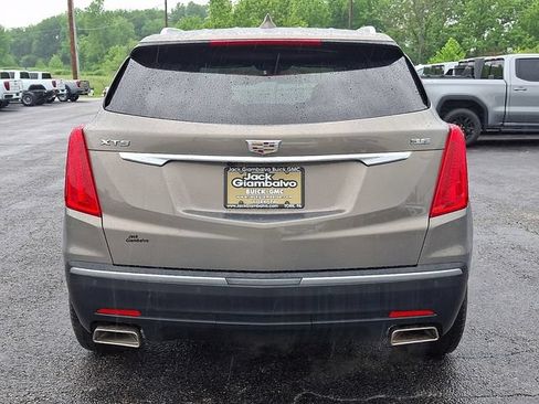 Used 2018 Cadillac XT5 Luxury w/ Driver Awareness Package FWD image 5