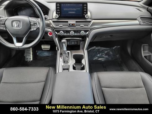 Used 2022 Honda Accord Sport image 14