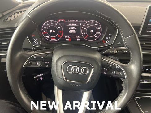 Used 2018 Audi Q5 2.0T Premium Plus w/ Premium Plus Package image 12