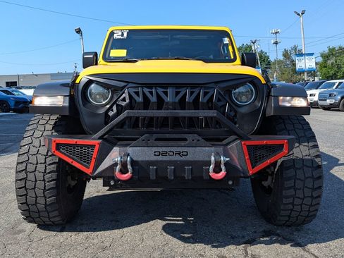 Used 2021 Jeep Wrangler Unlimited Rubicon w/ Cold Weather Group AWD/4WD image 4