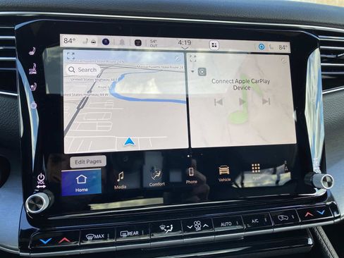 New 2026 Jeep Grand Wagoneer 4WD image 12