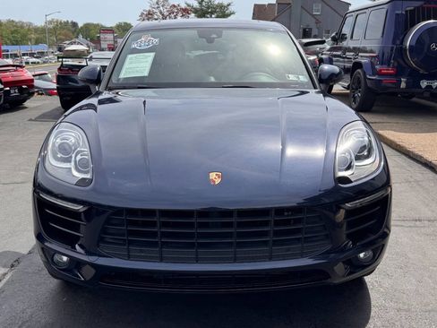 Used 2018 Porsche Macan AWD/4WD image 3