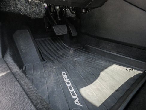 Certified 2023 Honda Accord EX image 17