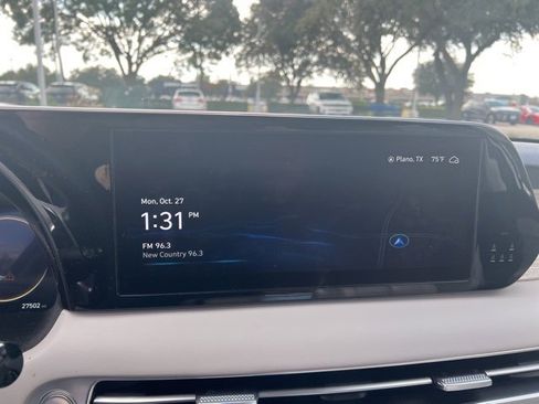 Used 2023 Hyundai Palisade Calligraphy image 6