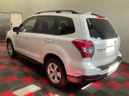 Used 2016 Subaru Forester 2.5i w/ Alloy Wheel Package image 3