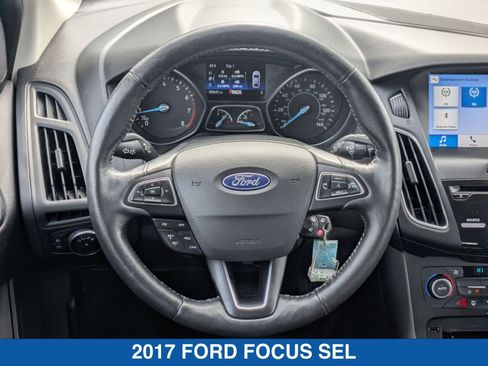 Used 2017 Ford Focus SEL w/ Cold Weather Package image 16