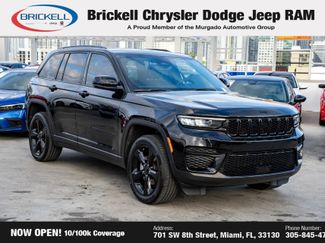 Used 2024 Jeep Grand Cherokee Altitude video 3