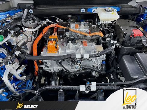 Used 2026 Chevrolet Equinox EV RS w/ Convenience Package II FWD image 32