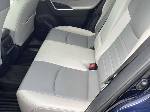 Used 2020 Toyota RAV4 XLE Premium AWD/4WD image 14
