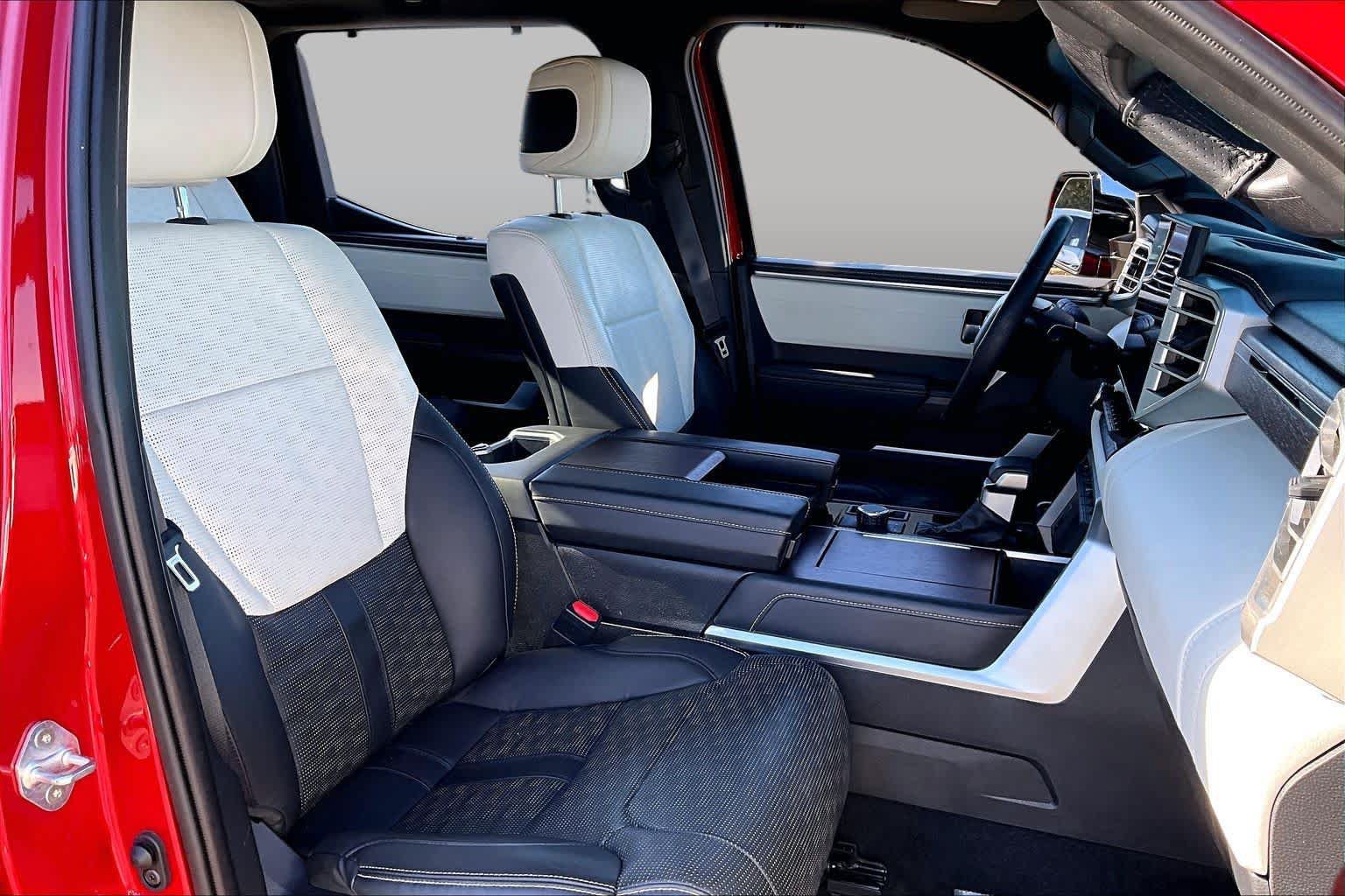 Certified 2025 Toyota Tundra Capstone AWD/4WD image 8
