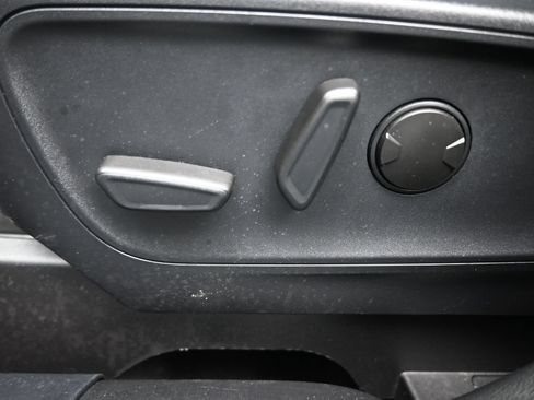 Used 2025 Ford Escape Platinum AWD/4WD image 31