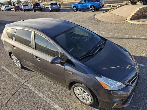 Used 2014 Toyota Prius V Three image 24