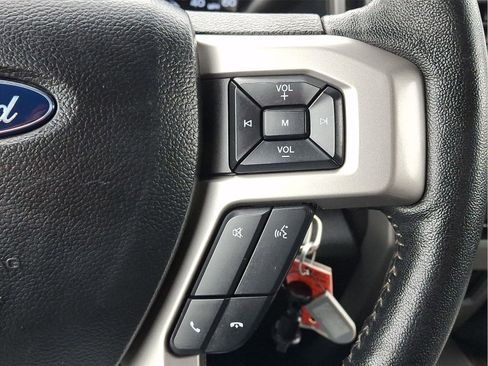 Used 2019 Ford F250 Lariat w/ Lariat Value Package image 23