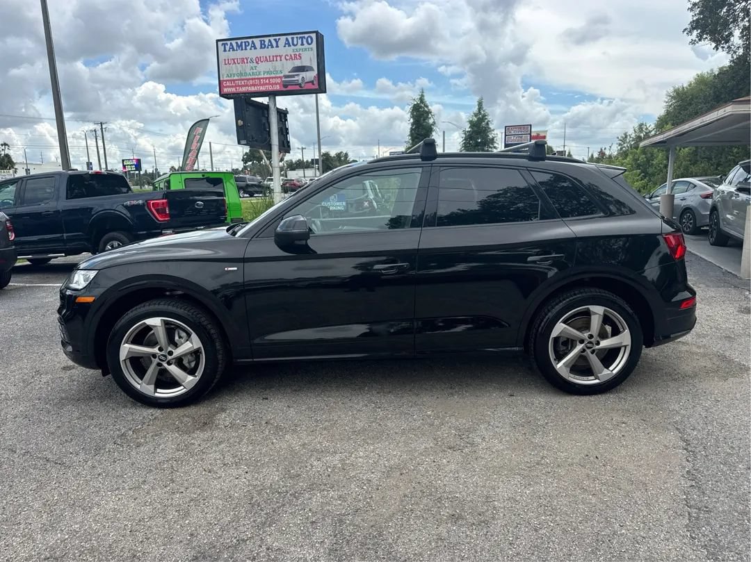 Used 2020 Audi Q5 2.0T Titanium Premium Plus w/ Premium Plus Package AWD/4WD image 8