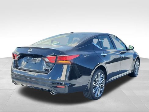 New 2025 Nissan Altima 2.5 SL image 5