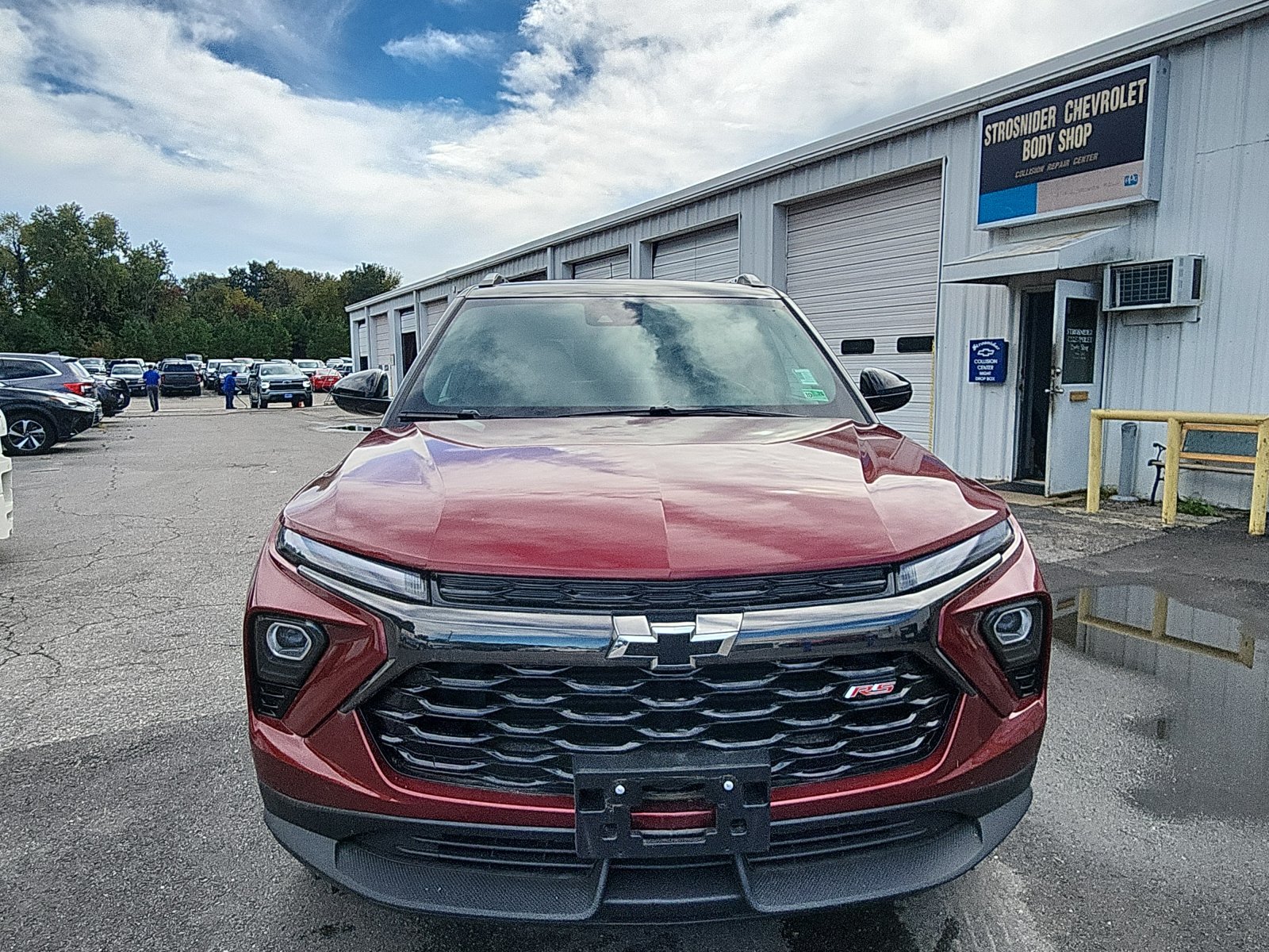 Used 2025 Chevrolet TrailBlazer RS w/ Convenience Package AWD/4WD image 8