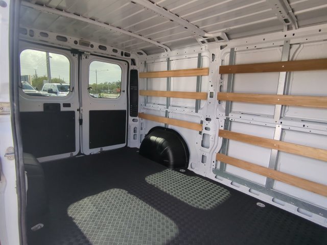 Used 2025 RAM ProMaster 2500 w/ U-Haul Equipment Group FWD image 15