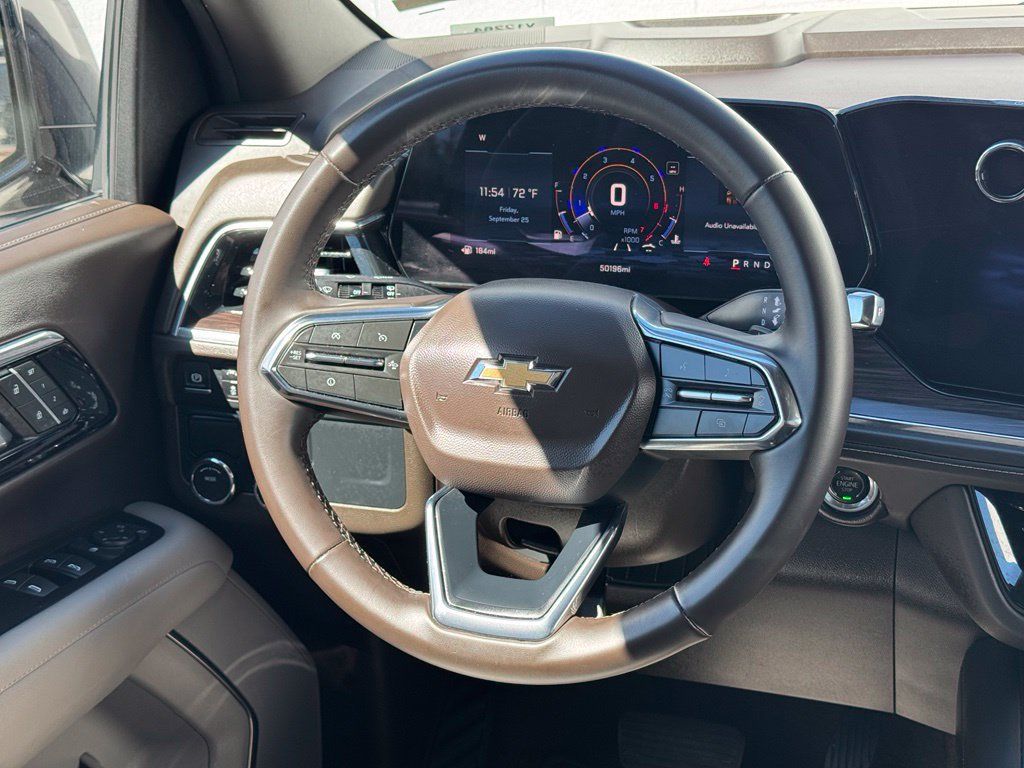 Used 2025 Chevrolet Tahoe LT RWD image 26