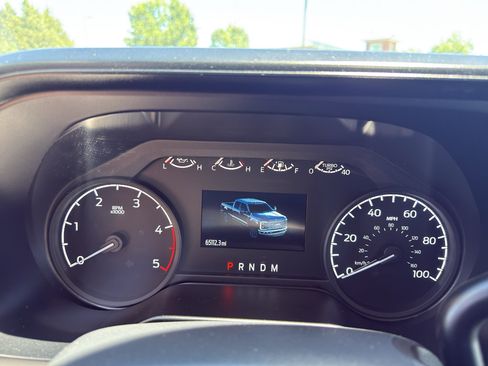 Used 2024 Ford F250 XLT w/ FX4 Off-Road Package AWD/4WD image 9