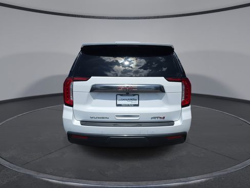 Used 2021 GMC Yukon AT4 w/ AT4 Premium Plus Package AWD/4WD image 7