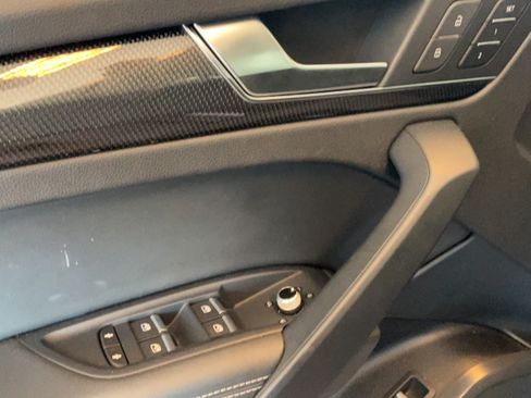 Used 2020 Audi SQ5 Premium Plus AWD/4WD image 25