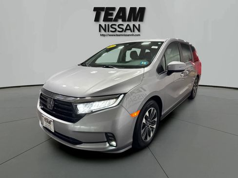 Used 2024 Honda Odyssey EX-L image 2