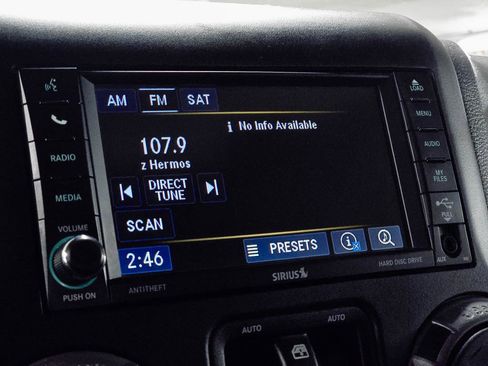 Used 2016 Jeep Wrangler Sport image 27