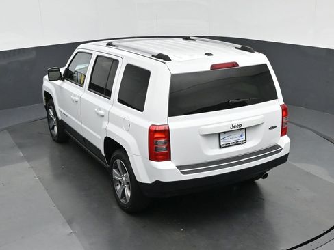 Used 2017 Jeep Patriot High Altitude image 34