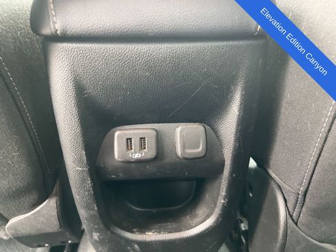 Used 2022 GMC Canyon Elevation image 20