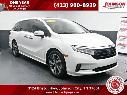 Used 2023 Honda Odyssey Touring image 1