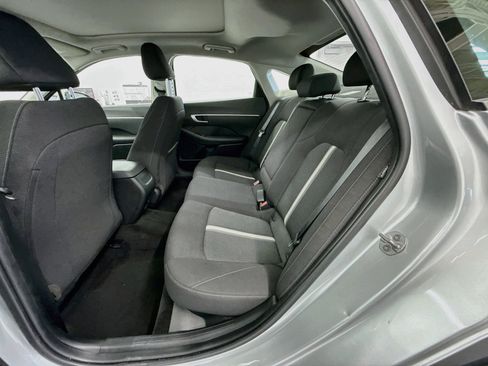 Used 2025 Hyundai Sonata SEL FWD image 29