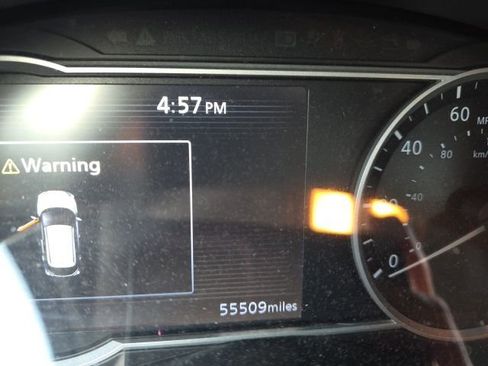 Certified 2018 Nissan Kicks SR w/ Exterior Electronics Package image 26