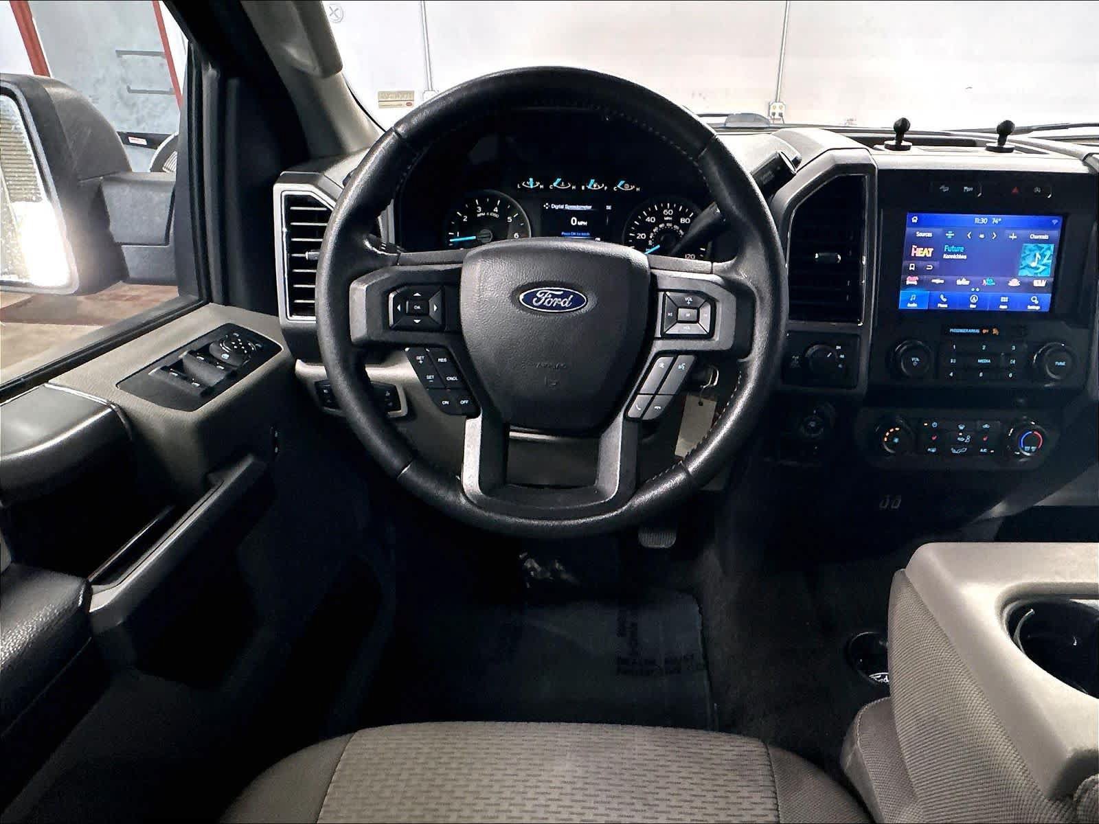 Used 2019 Ford F150 XLT w/ Equipment Group 302A Luxury AWD/4WD image 10
