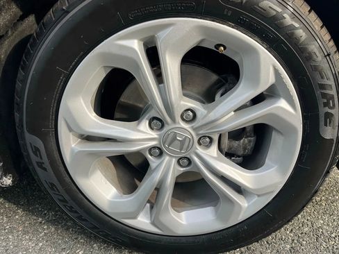 Used 2024 Honda Accord LX image 9