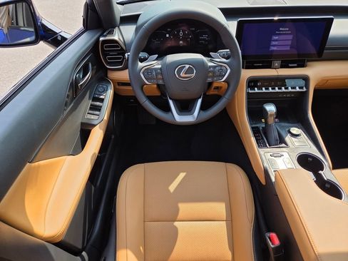 Certified 2026 Lexus IS 350 F Sport AWD/4WD image 4